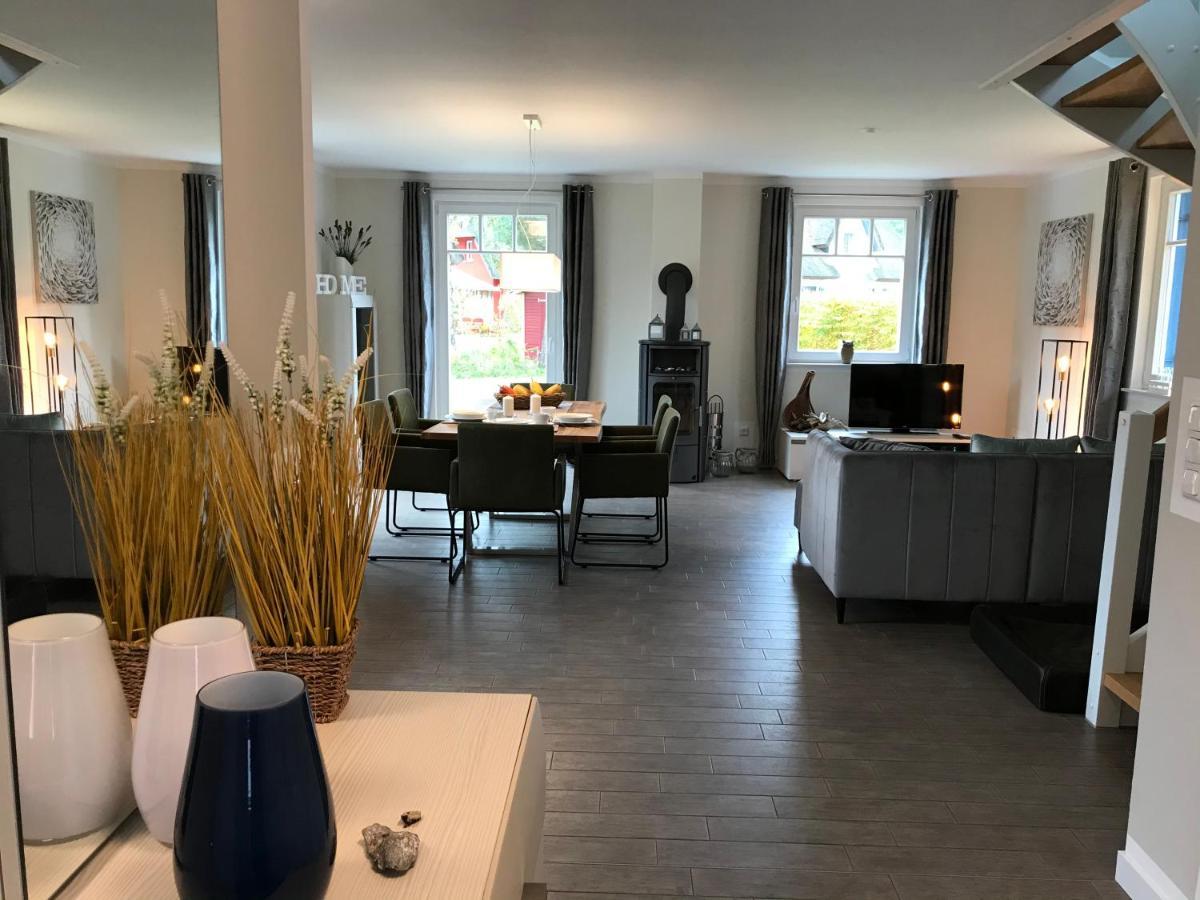Ferienhaus Vier Jahreszeiten غلوفي المظهر الخارجي الصورة